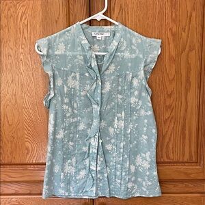 Calvin Klein Women's Blue Floral Button-Down Shirt